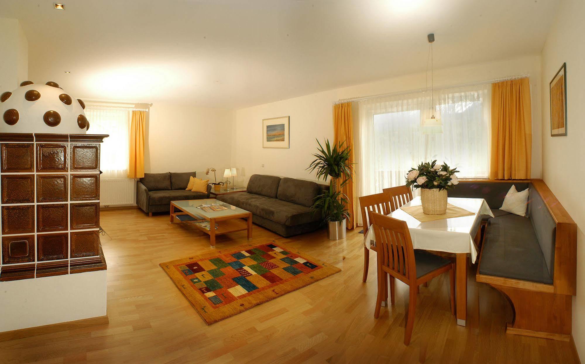 Aparthotel Tritscher Schladming Bagian luar foto